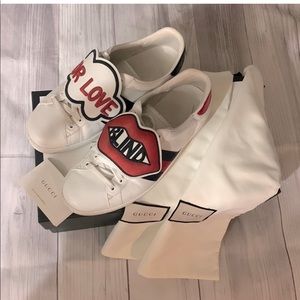 ❤️🤍❤️🤍💯 % authentic GG Blind For Love Sneakers Size 10 for women size 7 men ,